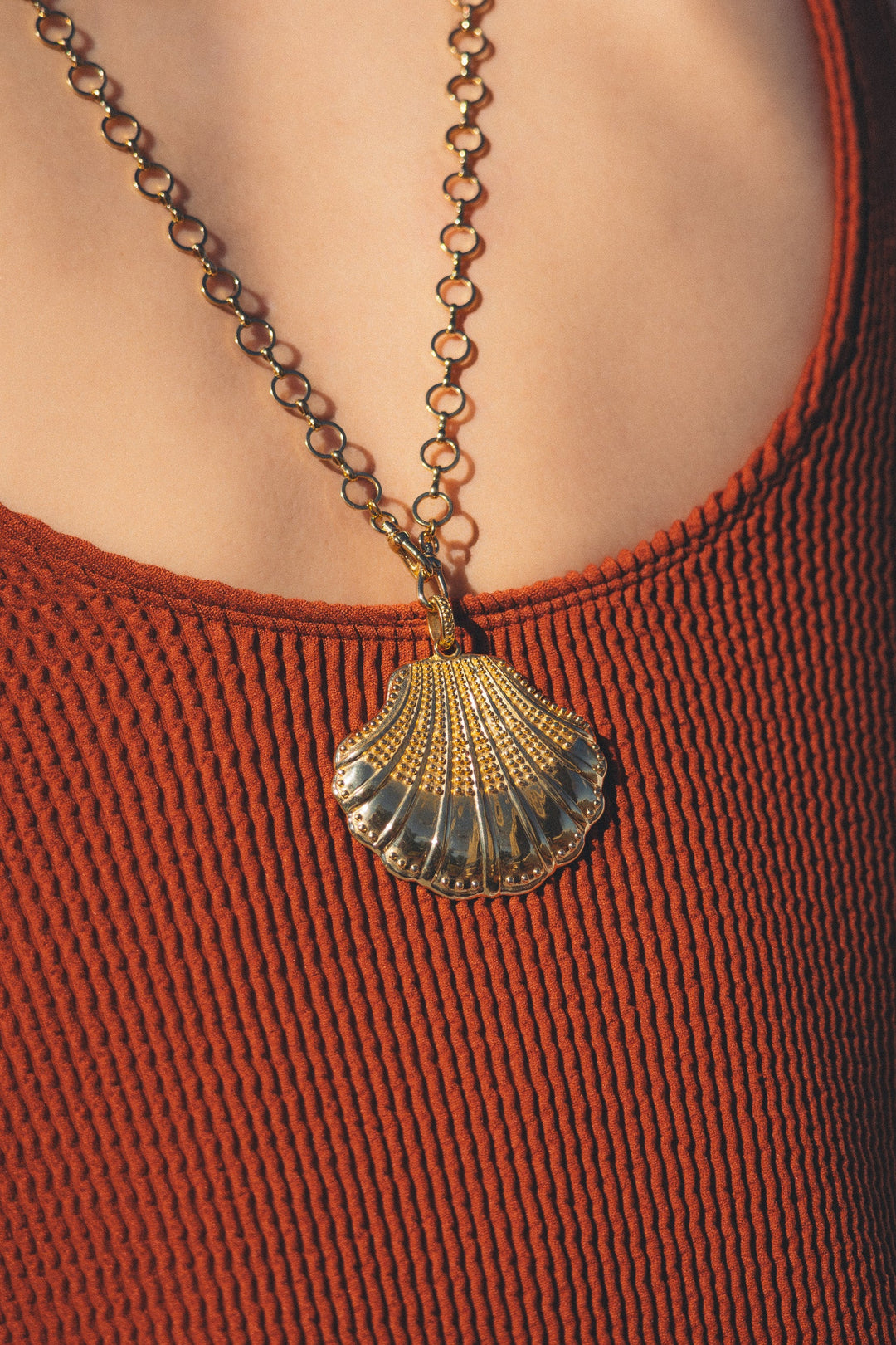 Chaînes et pendentifs